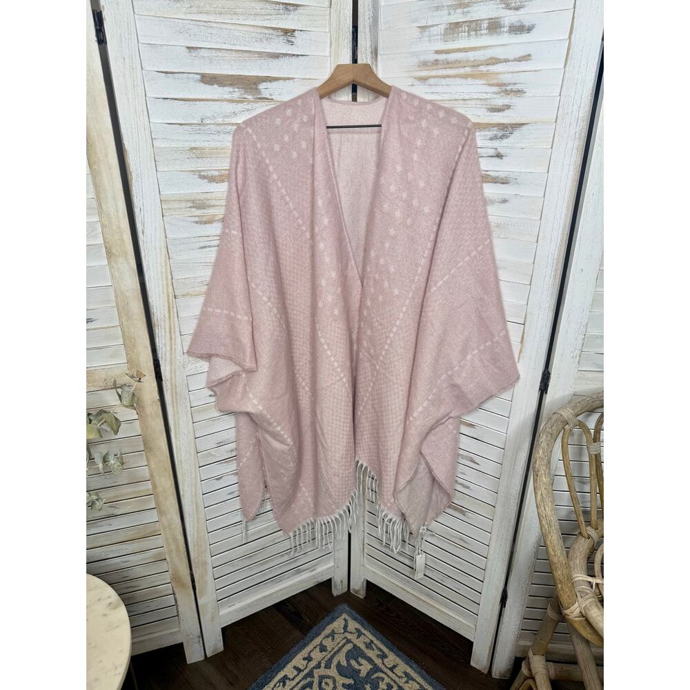 NWT GENTLE FAWN Women's M L Hermosa Kimono Pink Fringe Soft Wrap Throw Sweater - Picture 8 of 16